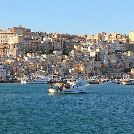 Holiday home Casa Le Antiche Macine Bilocale Immerso Fra Gli Ulivi Sciacca