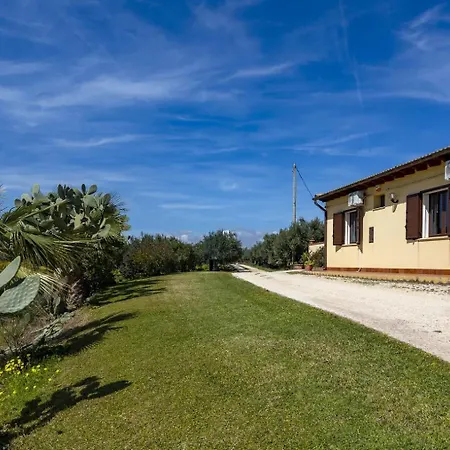Holiday home Casa Le Antiche Macine Bilocale Immerso Fra Gli Ulivi
